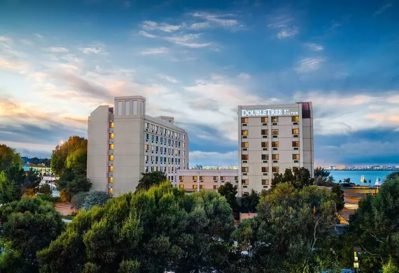 בית מלון כפרי Doubletree By Hilton  San Francisco Airport