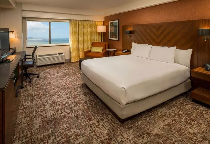 בית מלון כפרי Doubletree By Hilton  San Francisco Airport