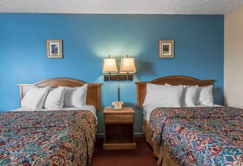 هتل Rodeway Inn Jackson