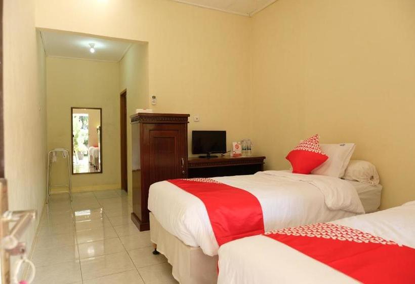 Hotel Oyo 1151 Ww House