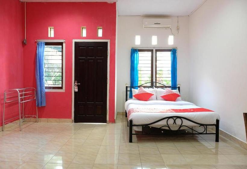 Hotel Oyo 1151 Ww House