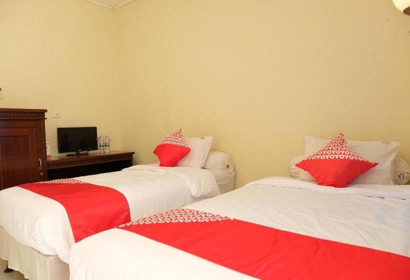 Hotel Oyo 1151 Ww House