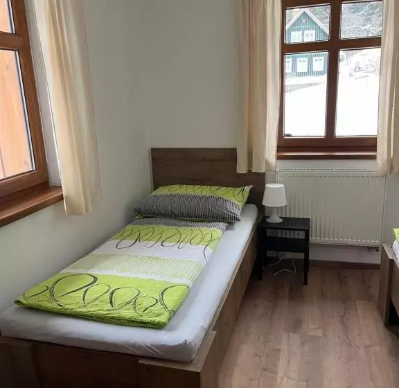 Majatalo Chalupa U Josefa