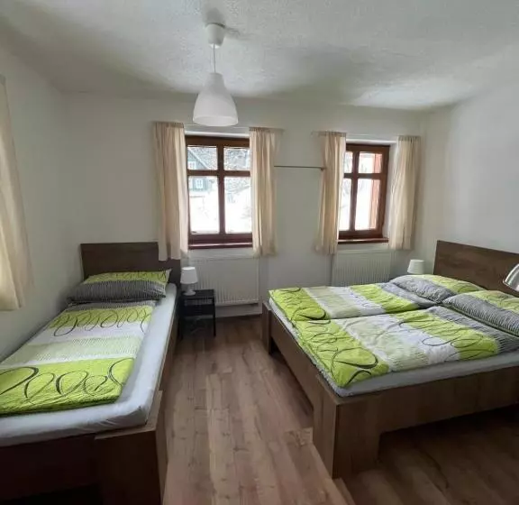 Majatalo Chalupa U Josefa