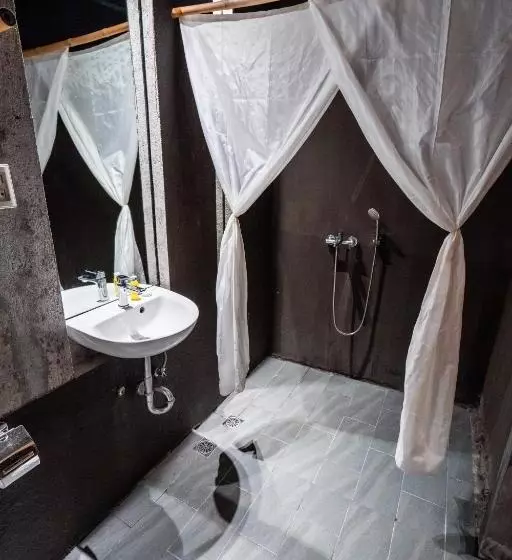 Frendz Hostel El Nido