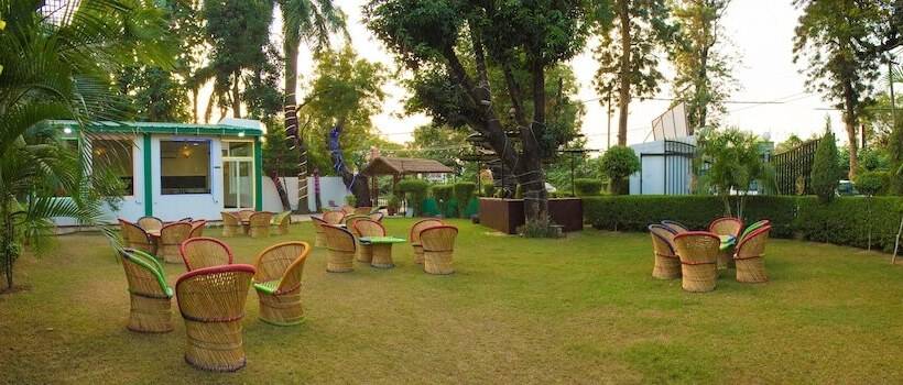 هتل Corbett Condominium Resort