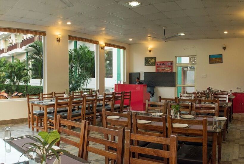 هتل Corbett Condominium Resort