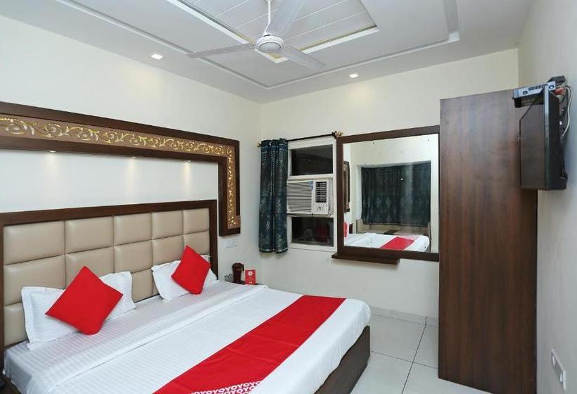 호텔 Oyo 16520 Green S