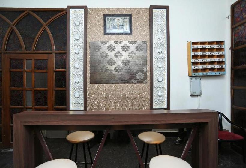 호텔 Oyo 16520 Green S