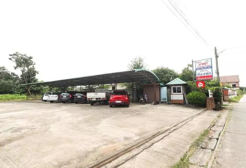 هاستل Oyo 359 Golden Nakara Place