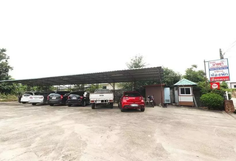 هاستل Oyo 359 Golden Nakara Place