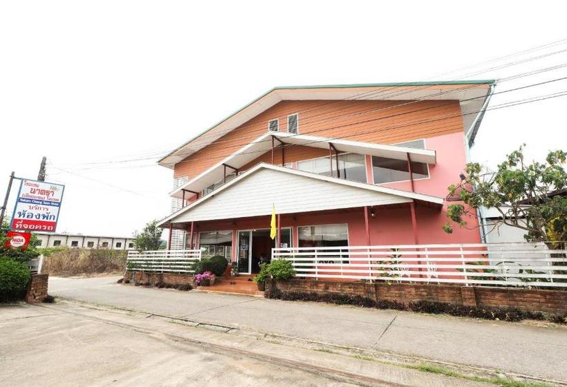 Albergue Oyo 359 Golden Nakara Place