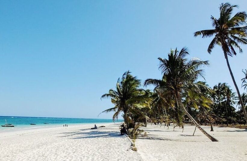 هتل Gloria Beach Lodge