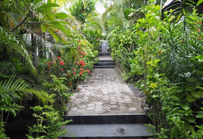 Пансион Scuba Tribe Bali Dive Resort