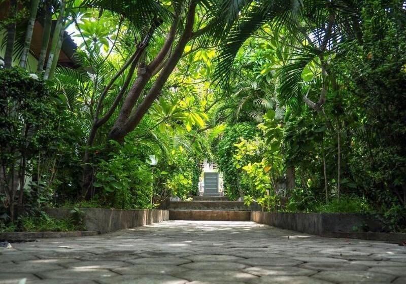 Пансион Scuba Tribe Bali Dive Resort