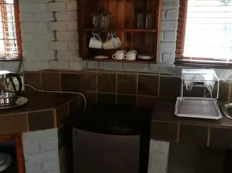 ペンション Thandile Country Lodge
