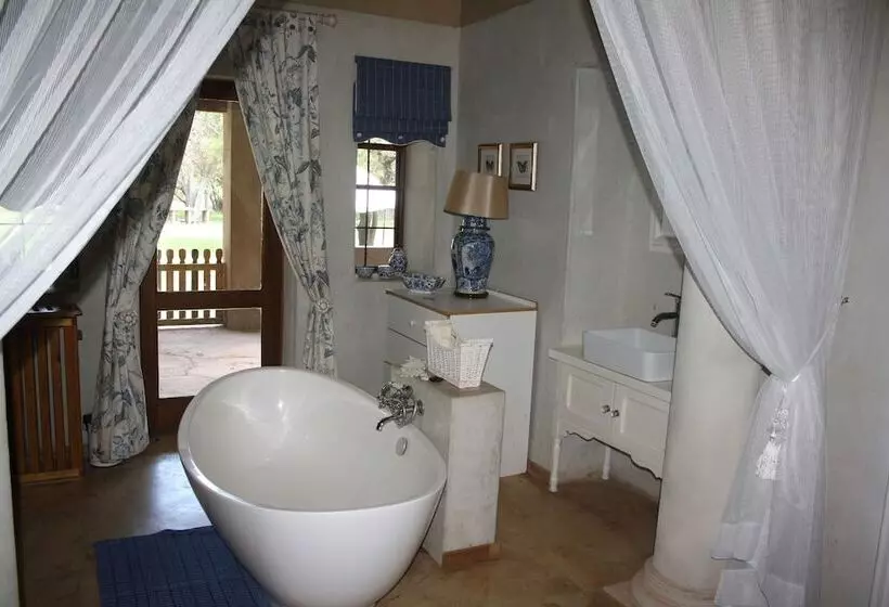 ペンション Thandile Country Lodge
