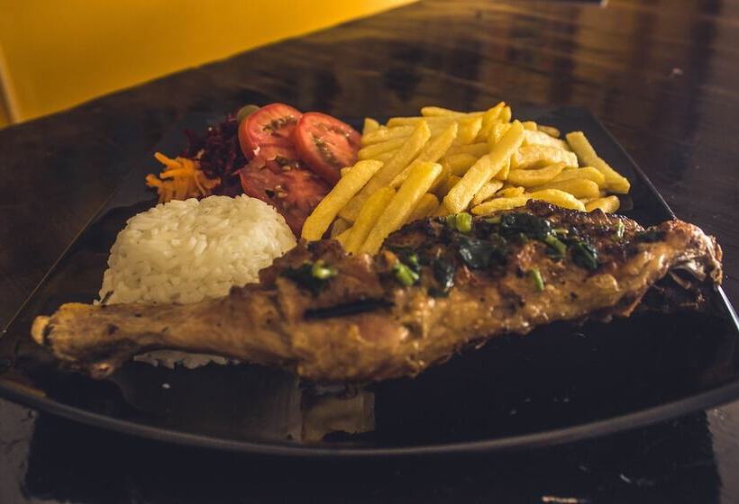 تختخواب و صبحانه Restaurante Baia Guest House