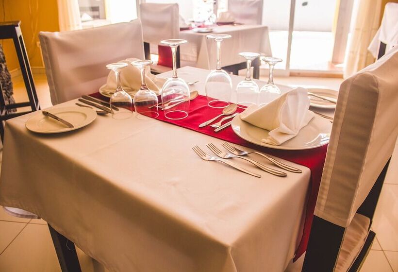 تختخواب و صبحانه Restaurante Baia Guest House