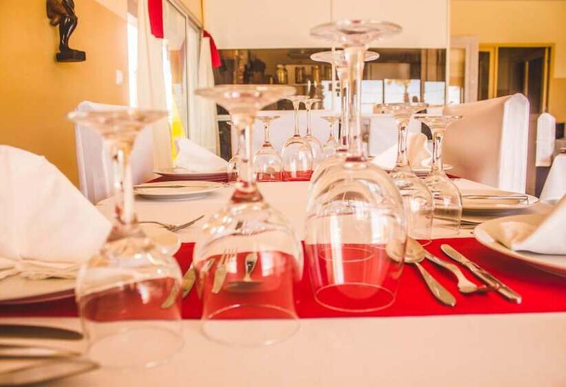 تختخواب و صبحانه Restaurante Baia Guest House