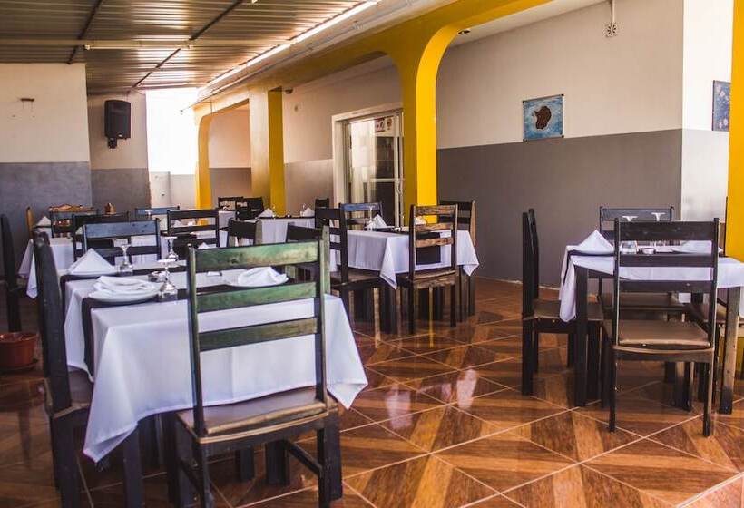 تختخواب و صبحانه Restaurante Baia Guest House