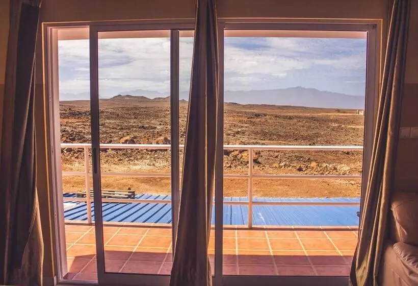 تختخواب و صبحانه Restaurante Baia Guest House