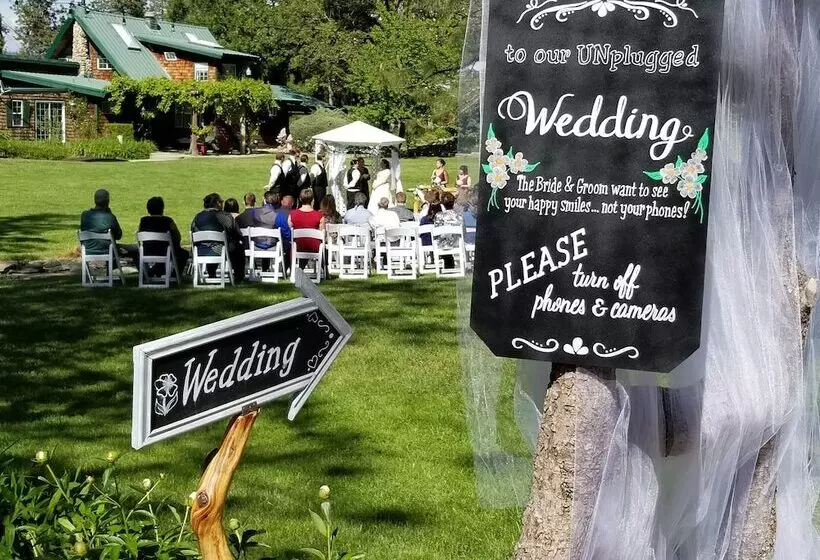 Aamiaismajoitus (B&B) The Davies Family Inn