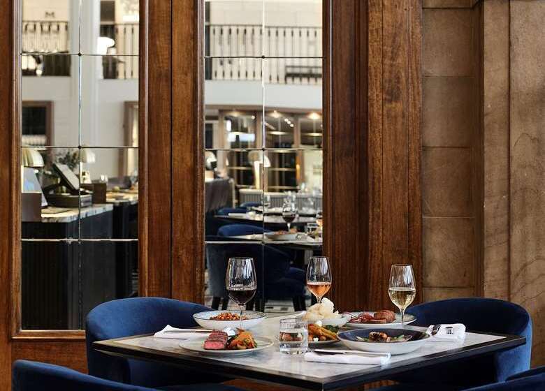 Hilton Melbourne Little Queen Street