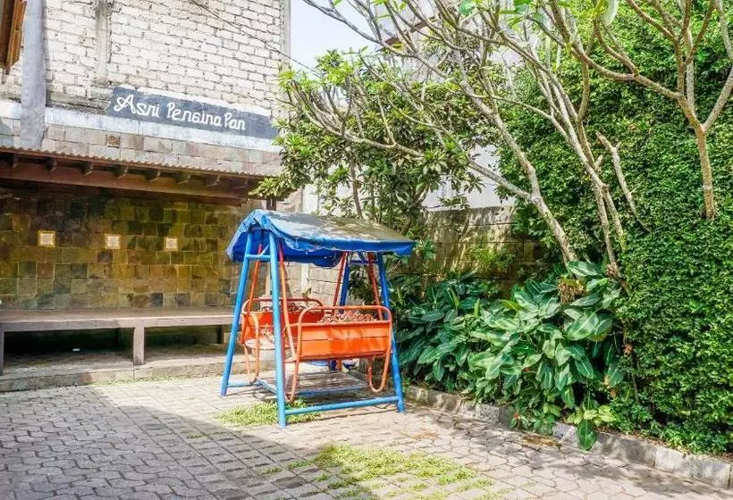 Retkeilymaja Cemara Asri By Oyo Rooms