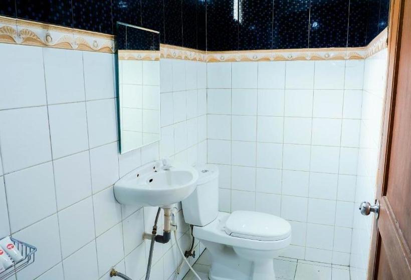 Hostel Cemara Asri By Oyo Rooms