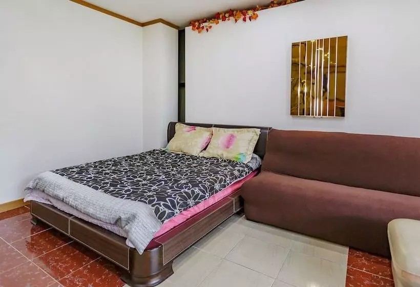 Hill House Pension Gapyeong