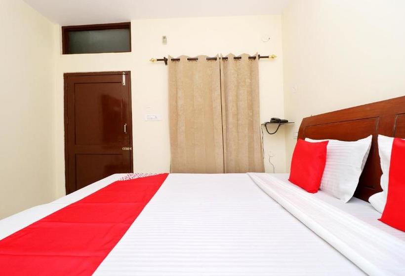 בית מלון כפרי Chinar By Oyo Rooms