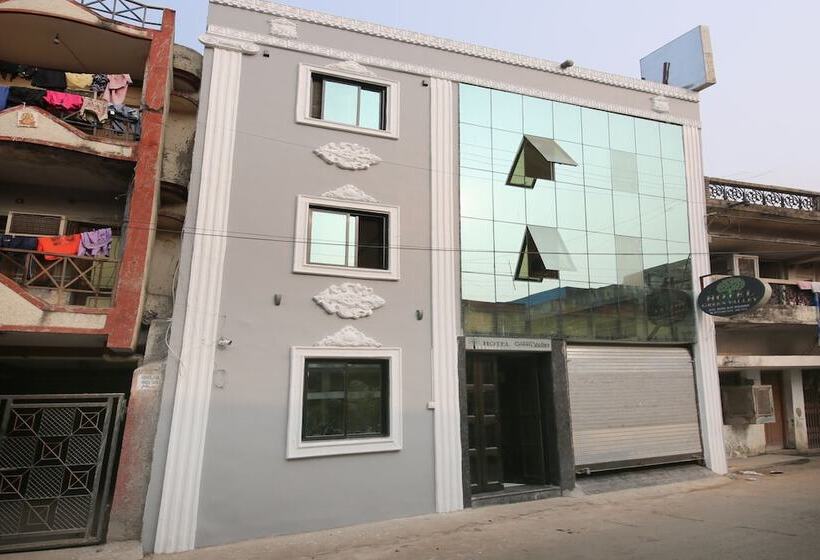 هتل Green Valley By Oyo Rooms