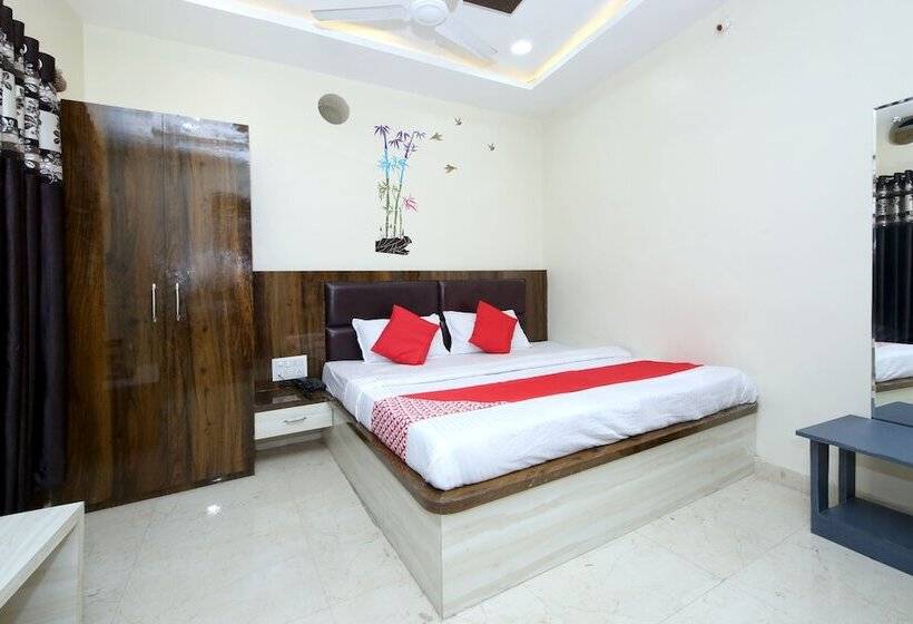 هتل Green Valley By Oyo Rooms