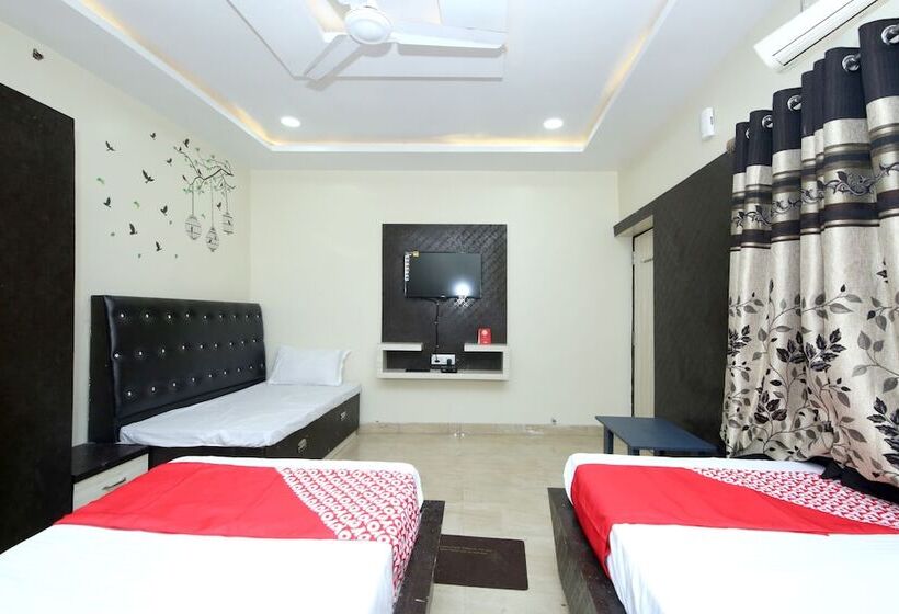 هتل Green Valley By Oyo Rooms