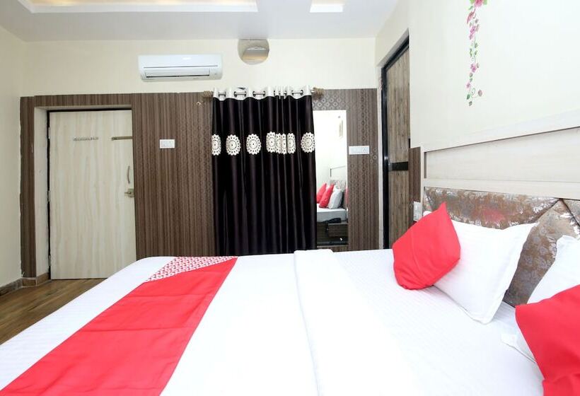 هتل Green Valley By Oyo Rooms
