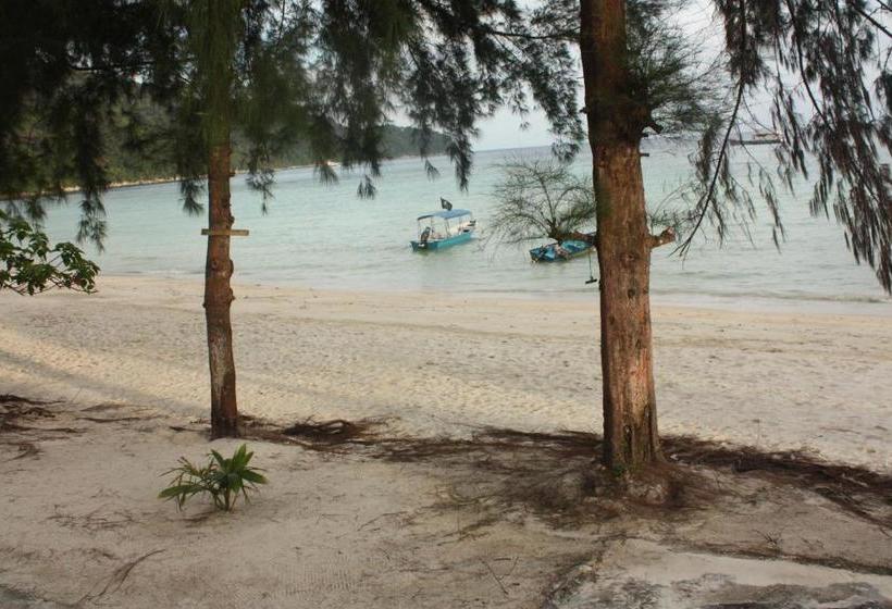 فندق Samudra Beach Chalet