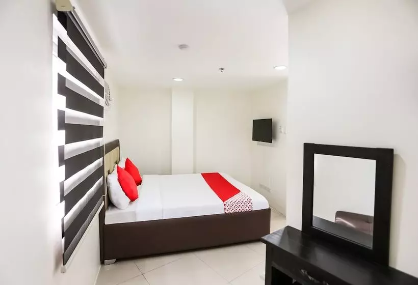 Hotelli Triangle Apartelle By Oyo Rooms