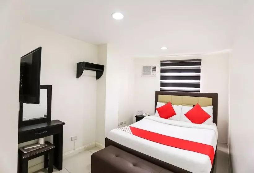 Hotelli Triangle Apartelle By Oyo Rooms