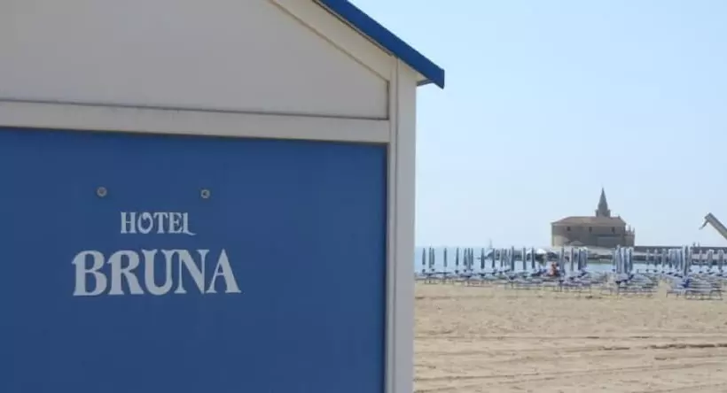 ホテル Villa Bruna