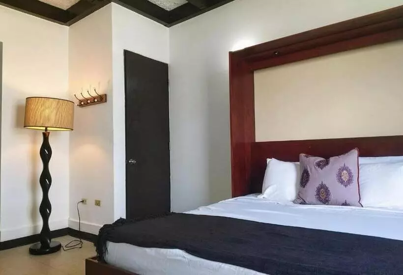 La Capitana Old San Juan Building