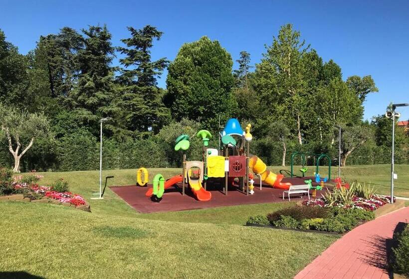 דירת נופש Sisan Family Resort