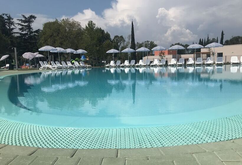 דירת נופש Sisan Family Resort
