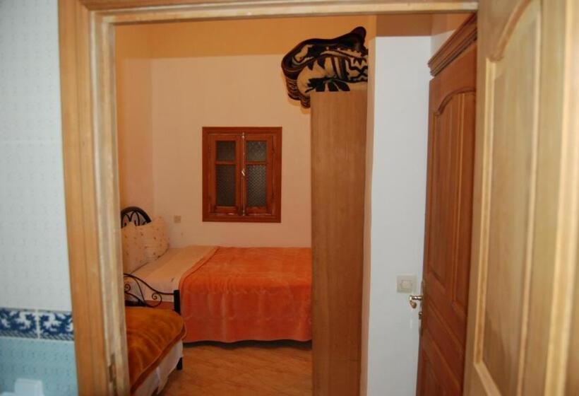 Отель Auberge Al Bassatine Imilchil