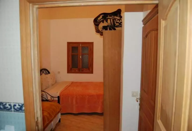 هتل Auberge Al Bassatine Imilchil