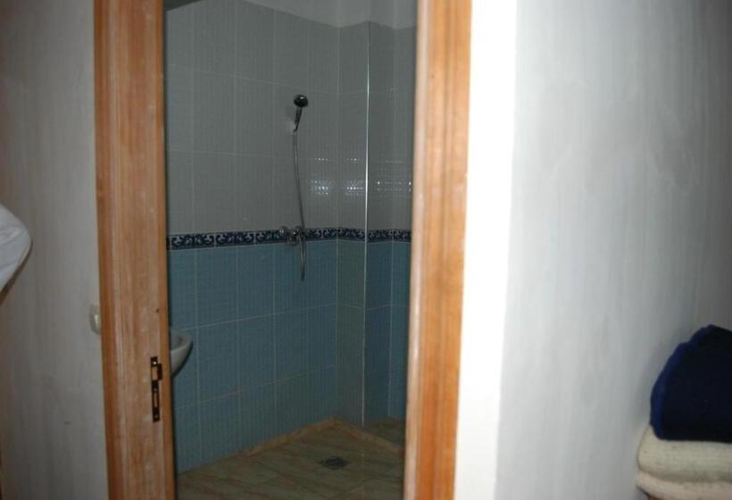 Отель Auberge Al Bassatine Imilchil