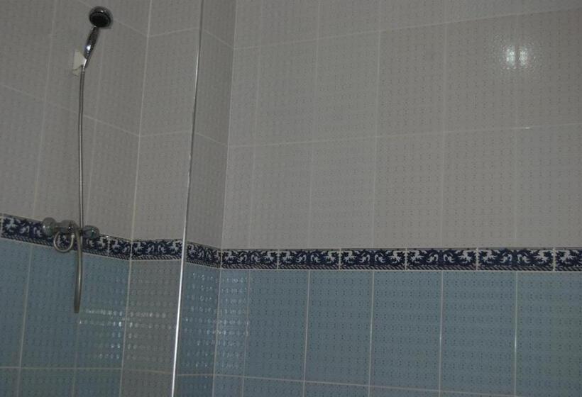 Отель Auberge Al Bassatine Imilchil