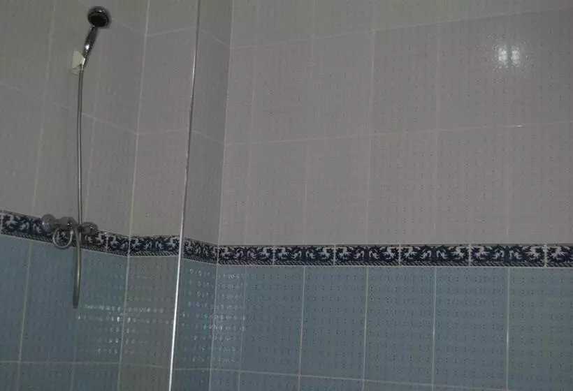 هتل Auberge Al Bassatine Imilchil