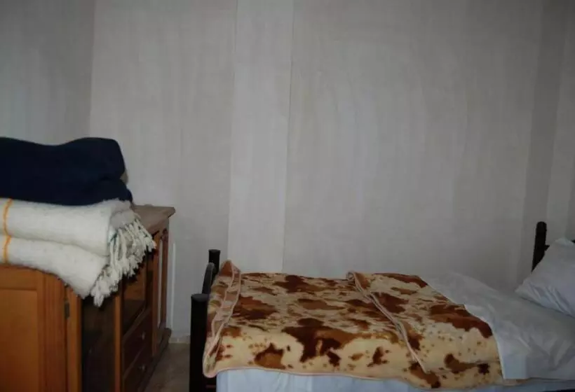 هتل Auberge Al Bassatine Imilchil