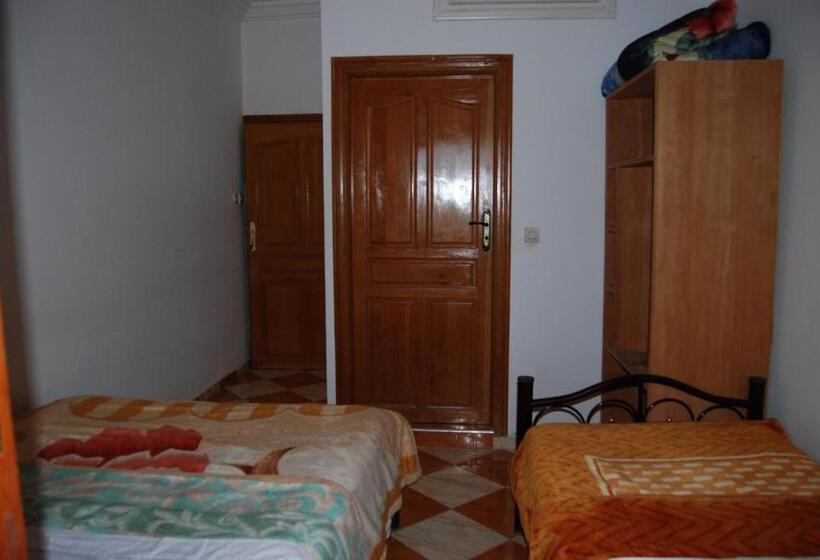 Отель Auberge Al Bassatine Imilchil